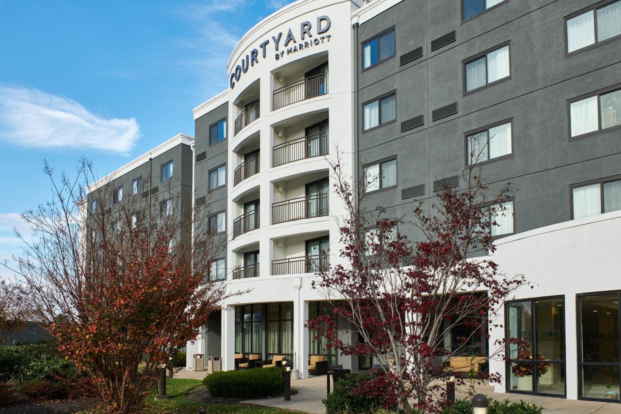 Courtyard Bristol Hotel Bagian luar foto